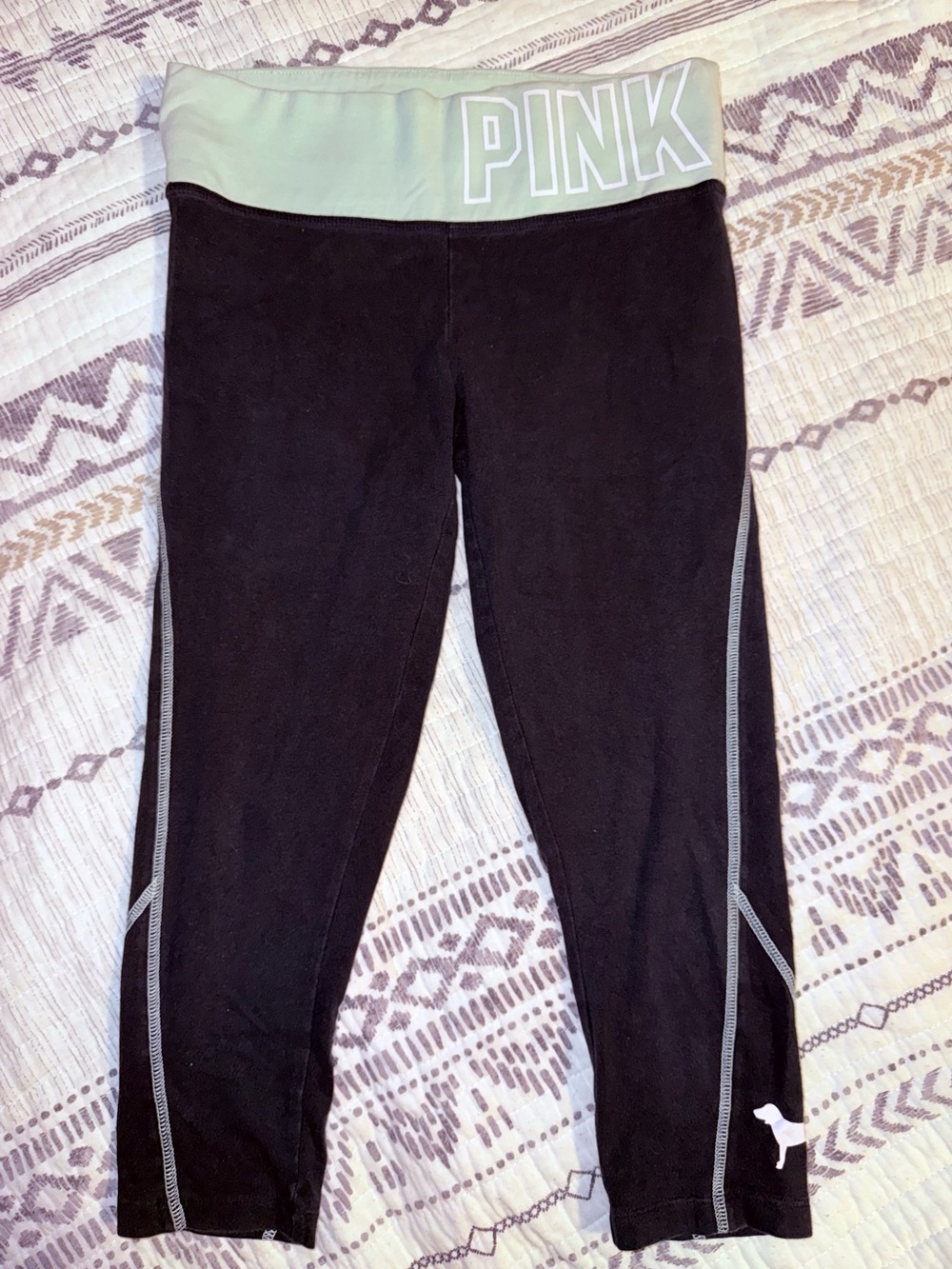 💚VS PINK~ Black and Mint Green Yoga Capri Pants!